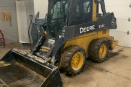 snow-and-dirt-tractor-lanscaping