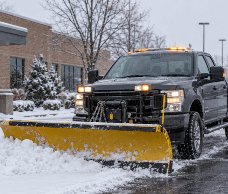 Schedule Your Snow Removal in Brantford for These Dates